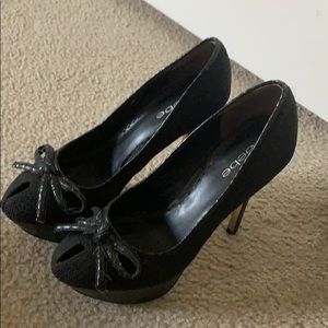 Bebe heels